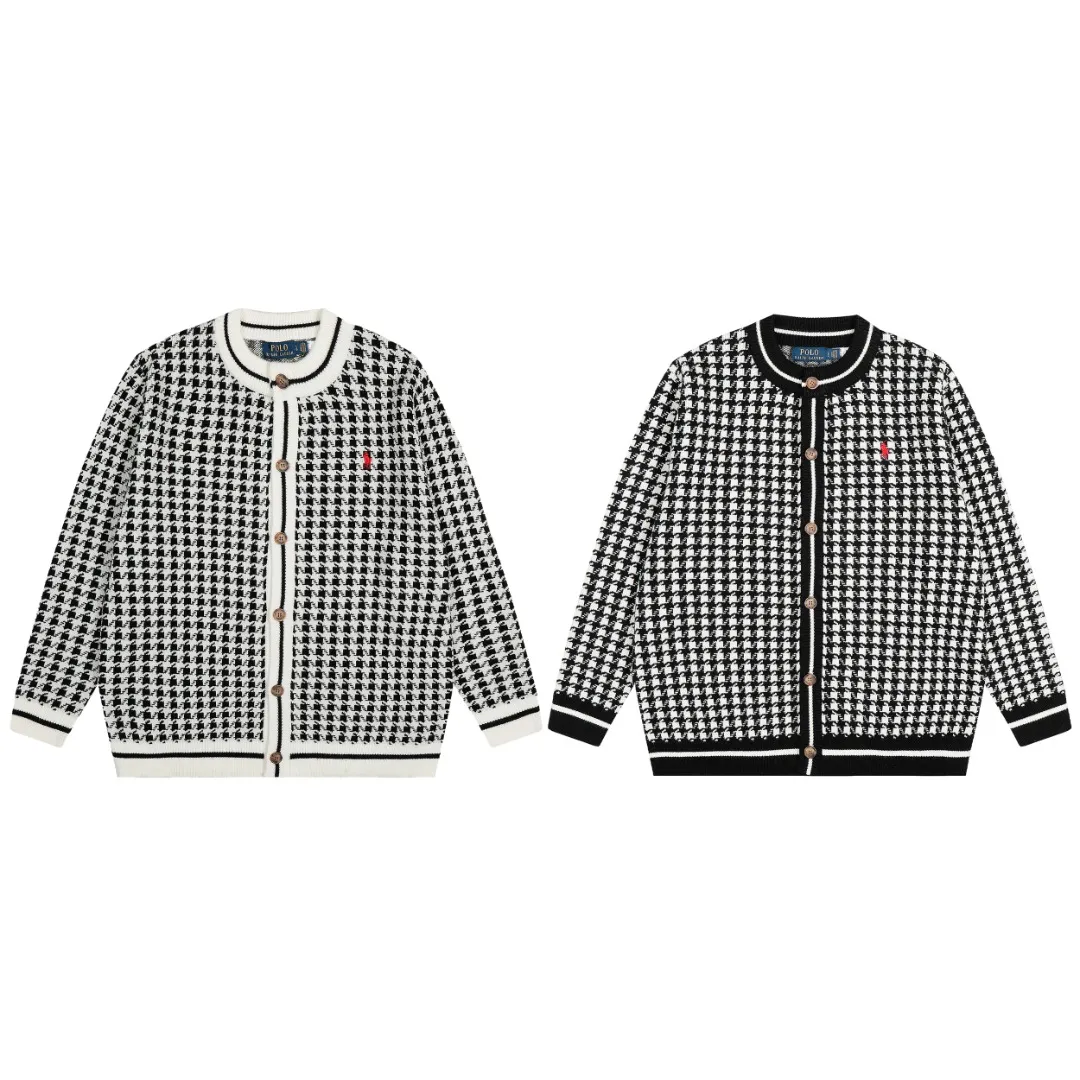 P250 Top quality" Style number: DS807# (not off the shelves all year round) [Ralph Lauren houndstooth pony embroidery logo men's style round neck knitted cardigan] ✅Ralph Lauren Ralph Lauren classic basic versatile men's style houndstooth plaid knitted cardigan jacket ✅Main supplier platform live broadcast Wholesale entities Out of stock will be replenished Not off the shelf ✅ZP quality 1:1 pattern making Scan the code to enter the GF website Counter quality ✅Details and quality are the only one in Guangzhou. Imported quality. Focus on high-end. Cost-effective. Needless to say good quality. ✅Restore the original version. The maximum size can be worn up to 200 pounds. Loose, comfortable and stress-free. ✅The upper body is simple and easy to put on. A must-have for male idols. Good-looking clothes are never picky. A must-have for male idols. Size: S-XL Color: Black White